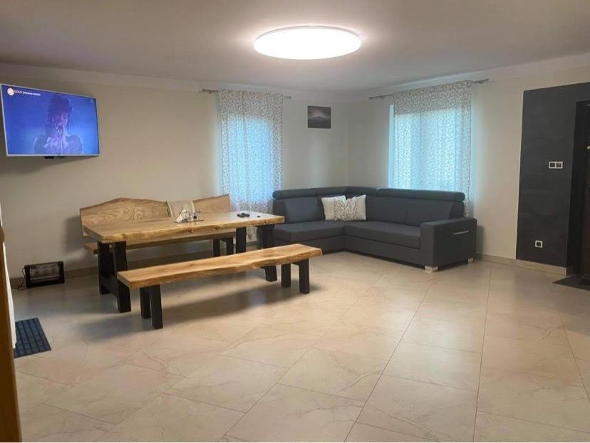 Apartament Pod Lipka Lutowiska Buitenkant foto